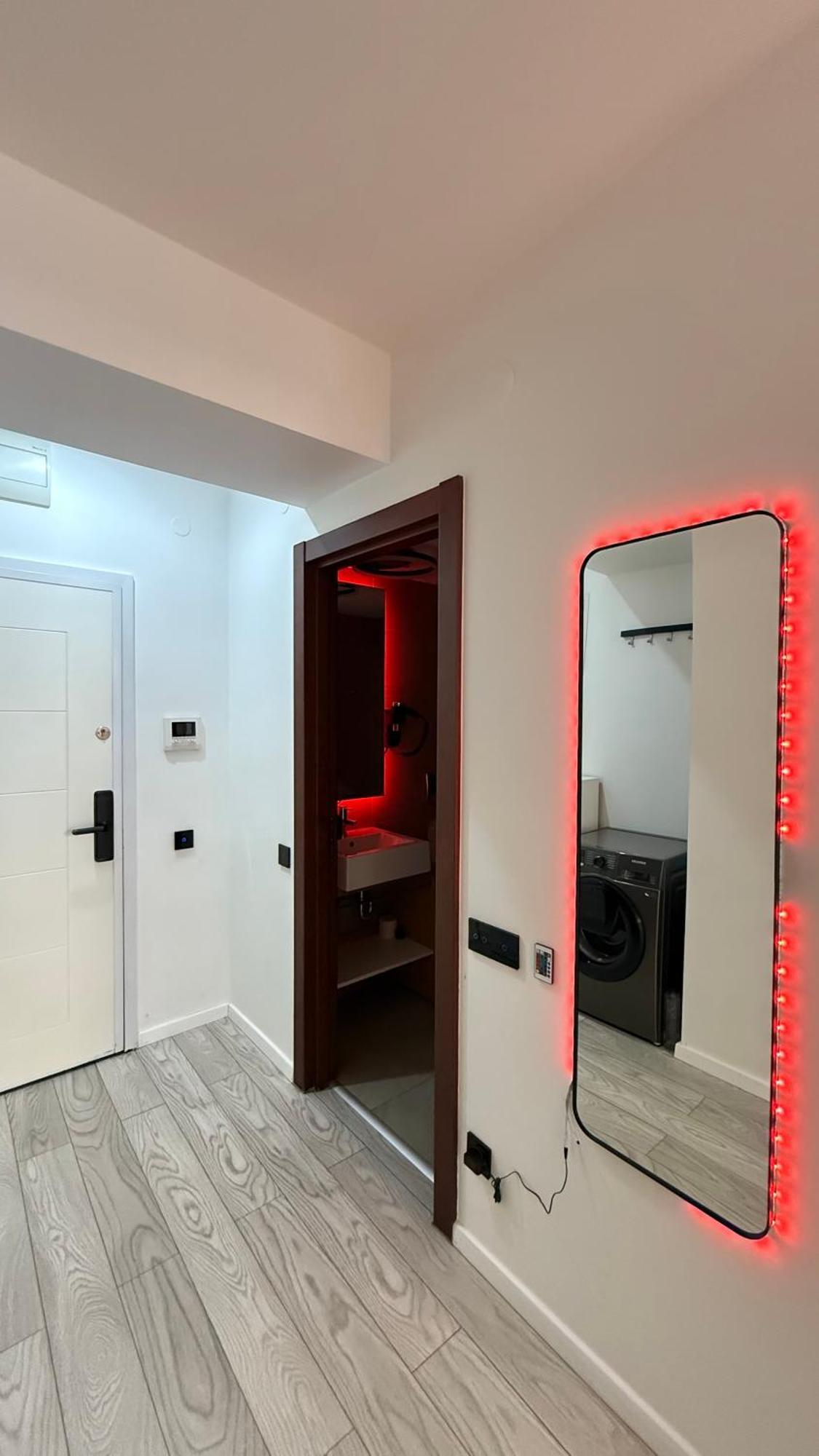 Deluxe By Rh Living Bucarest