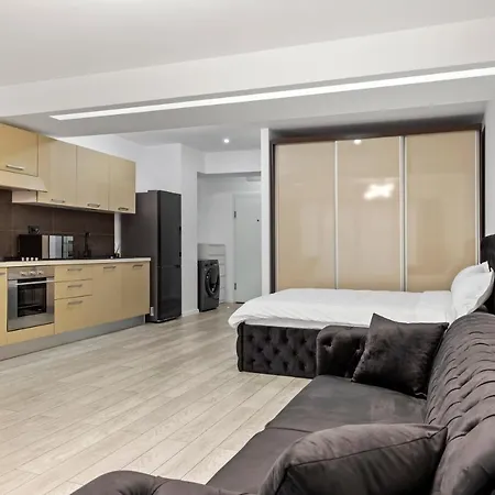The Central Deluxe Bucarest Esterno foto