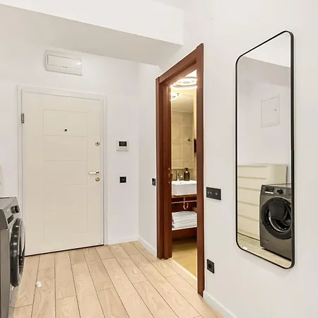 Central Deluxe By Rh Living Bucharest Exterior photo